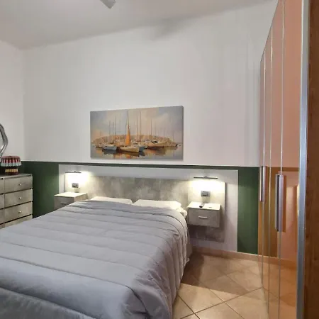 Leopardi Relax House Apartmán Piombino